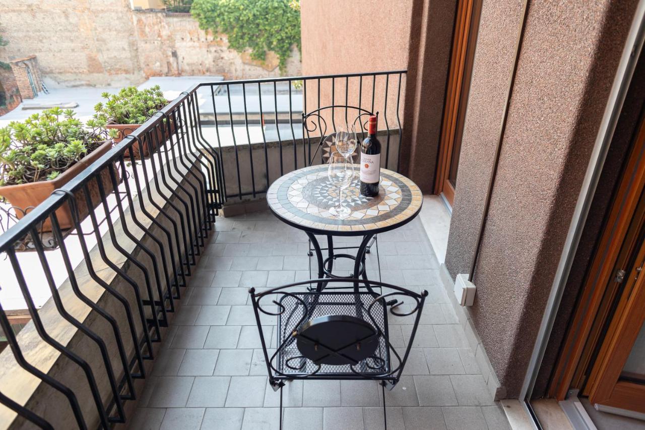 Apartment Close To Duomo ميلان المظهر الخارجي الصورة